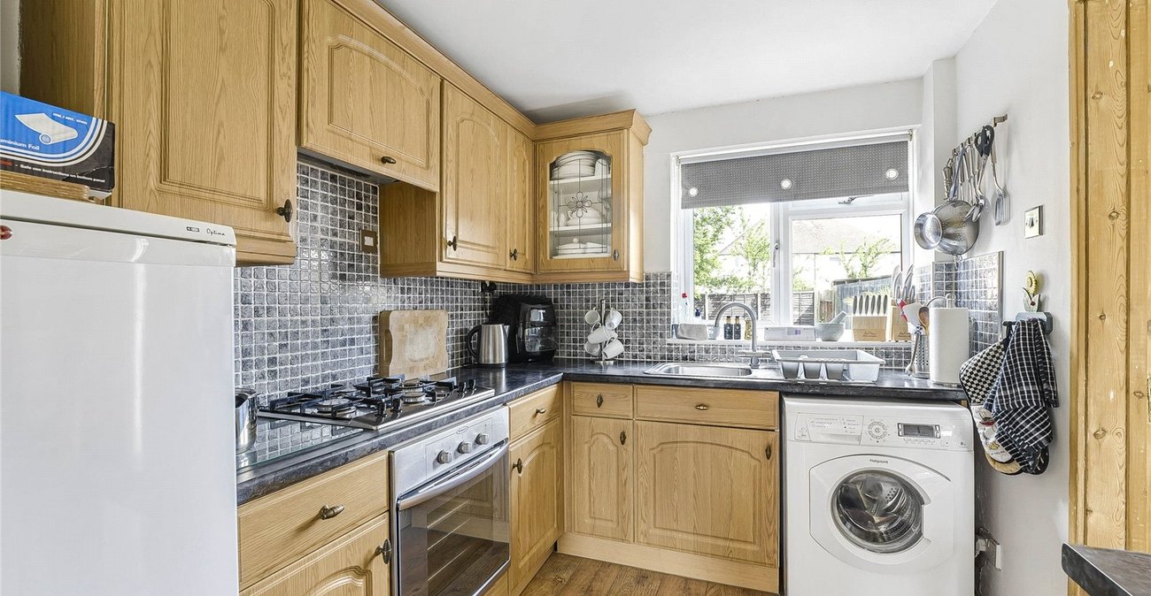 2 bedroom house for sale in Welling | Robinson Jackson