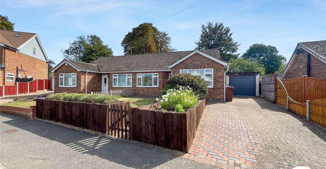 3 bedroom bungalow for sale in Sittingbourne | Robinson Michael & Jackson