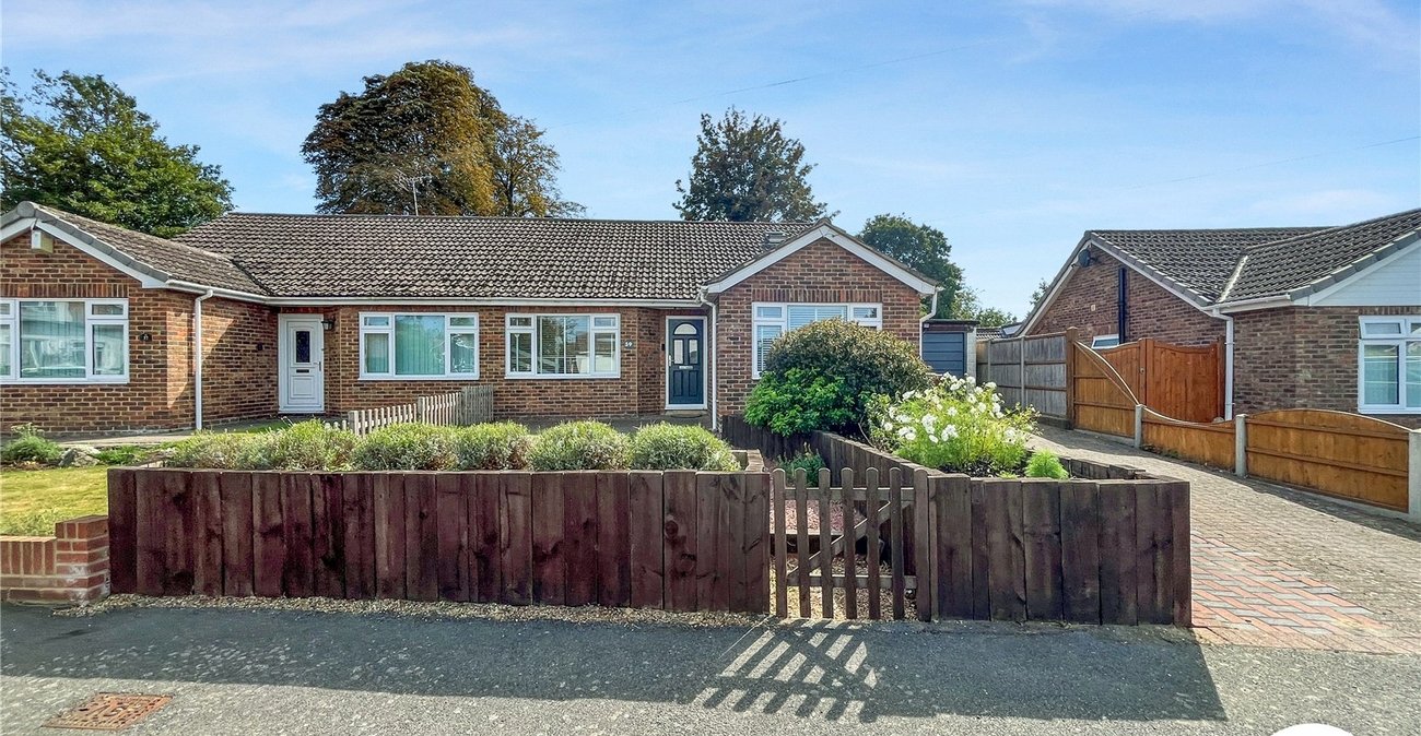 3 bedroom bungalow for sale in Sittingbourne | Robinson Michael & Jackson