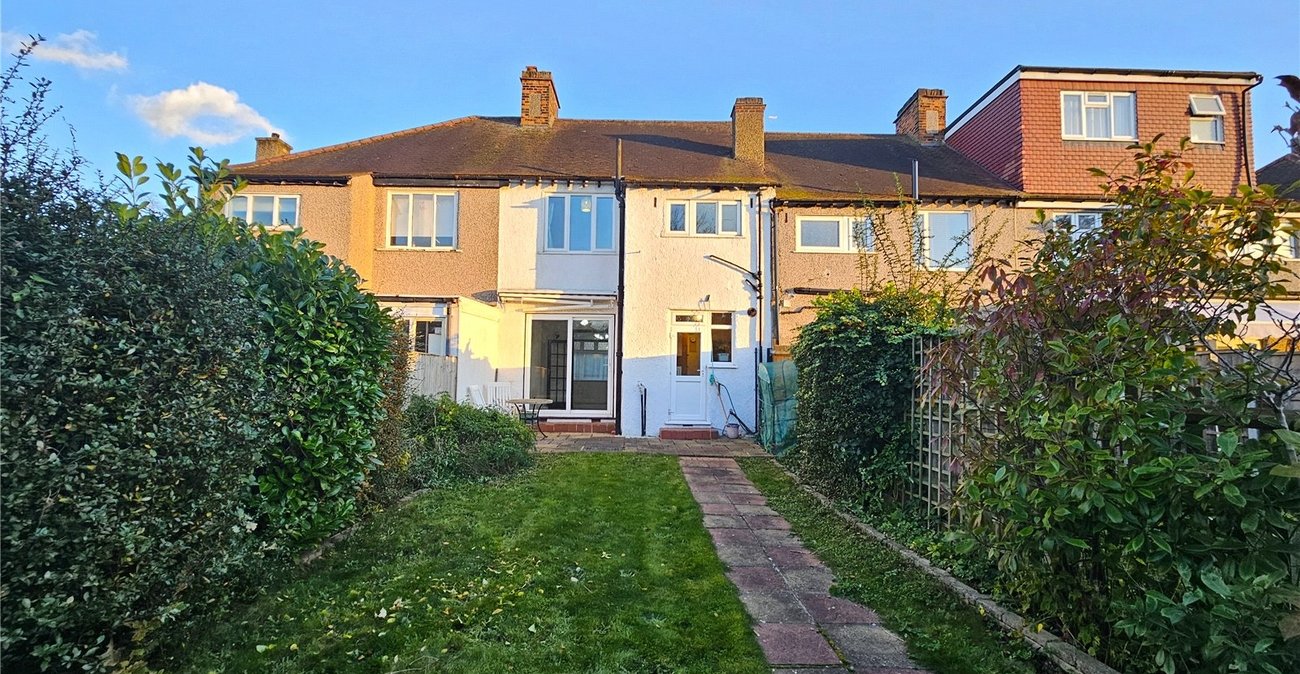 3 bedroom house for sale in Bromley | Robinson Jackson