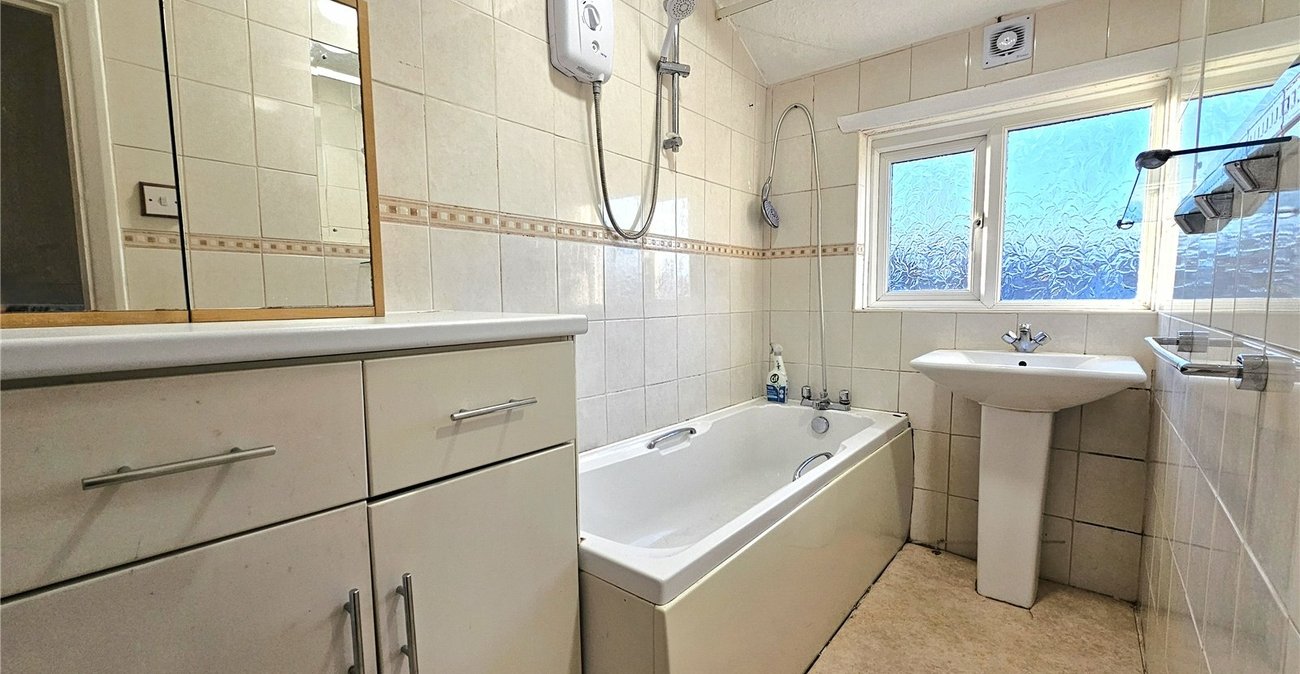 3 bedroom house for sale in Bromley | Robinson Jackson