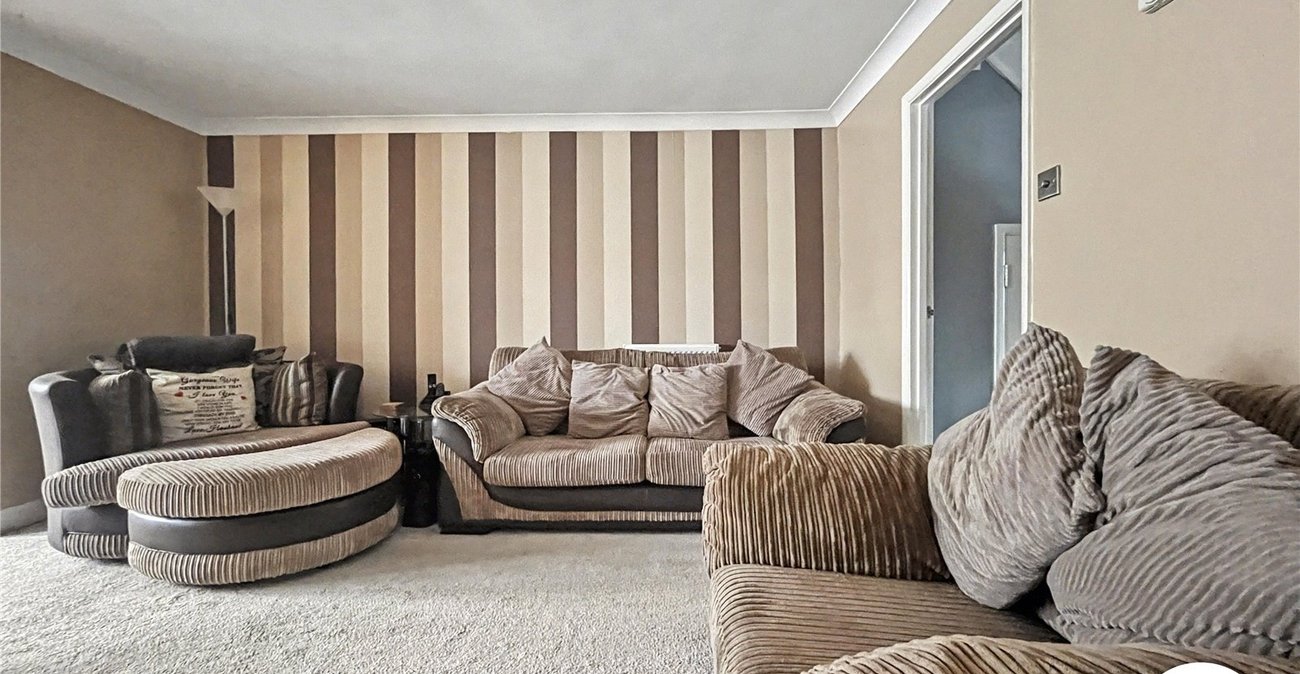 2 bedroom house for sale in Rochester | Robinson Michael & Jackson