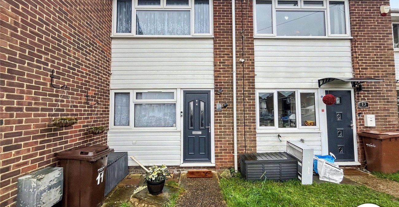 2 bedroom house for sale in Rochester | Robinson Michael & Jackson