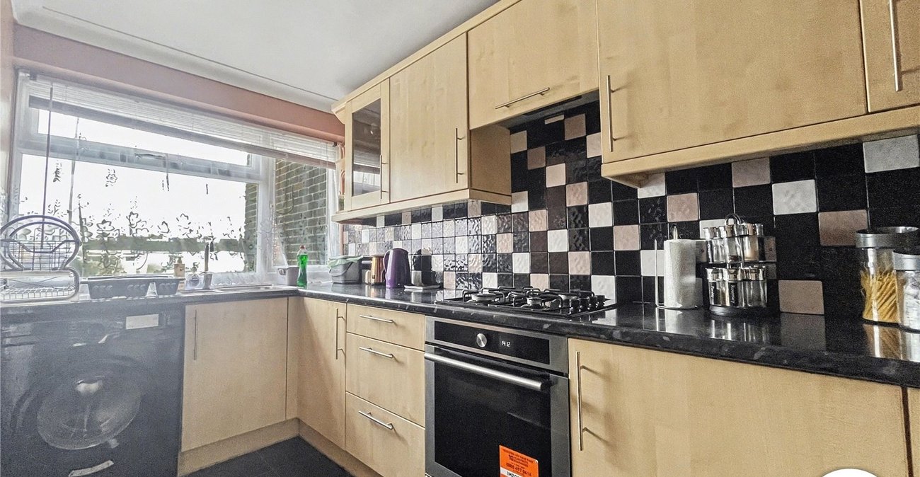 2 bedroom house for sale in Rochester | Robinson Michael & Jackson