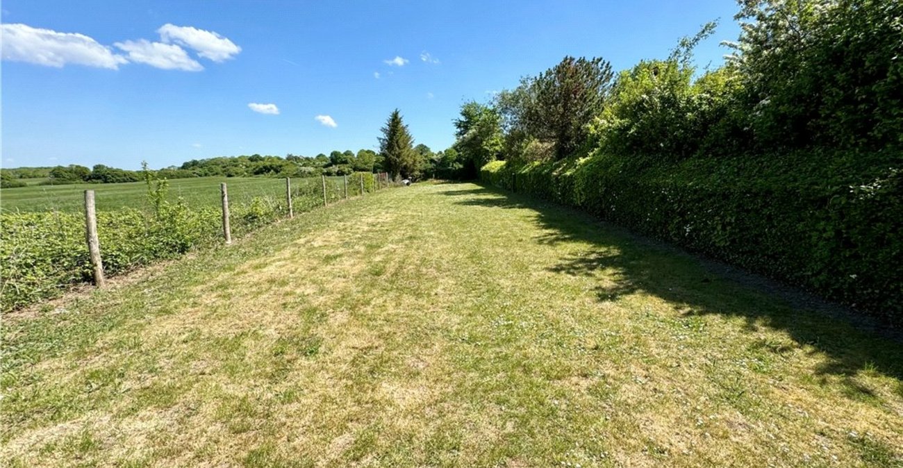 3 bedroom bungalow for sale in Orpington | Robinson Jackson