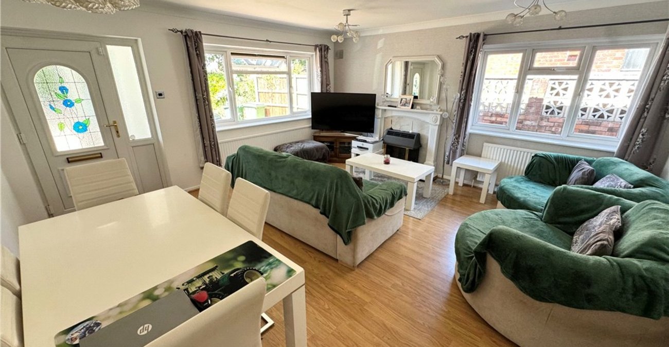 3 bedroom bungalow for sale in Orpington | Robinson Jackson