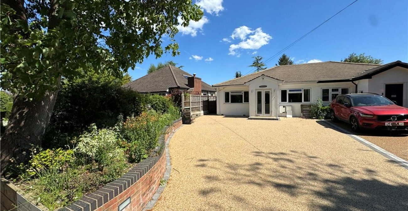 3 bedroom bungalow for sale in Orpington | Robinson Jackson