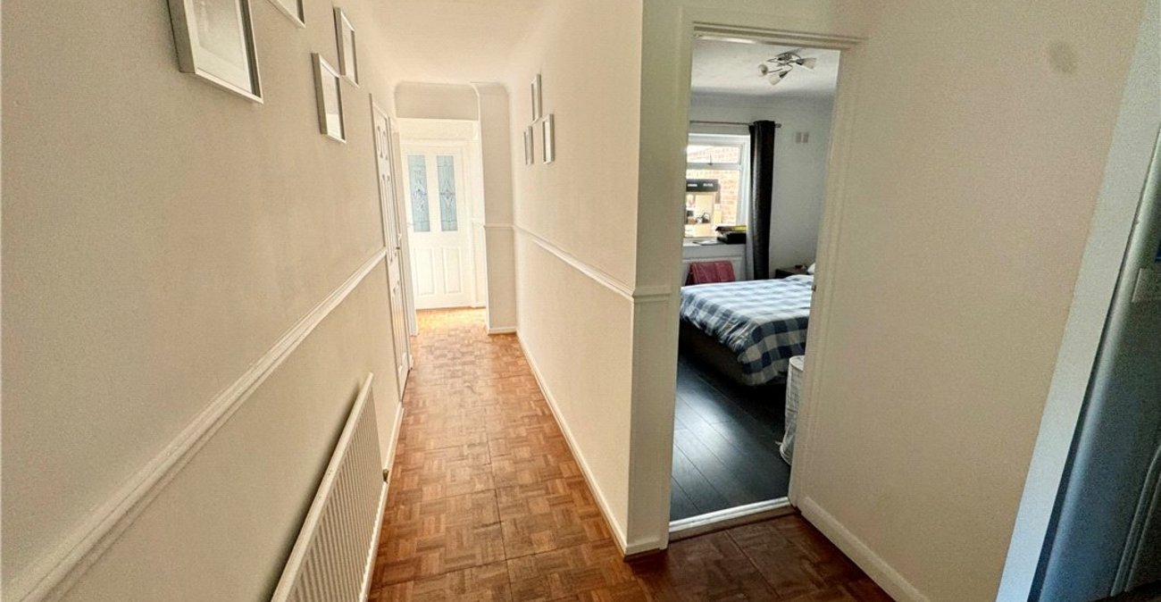 3 bedroom bungalow for sale in Orpington | Robinson Jackson