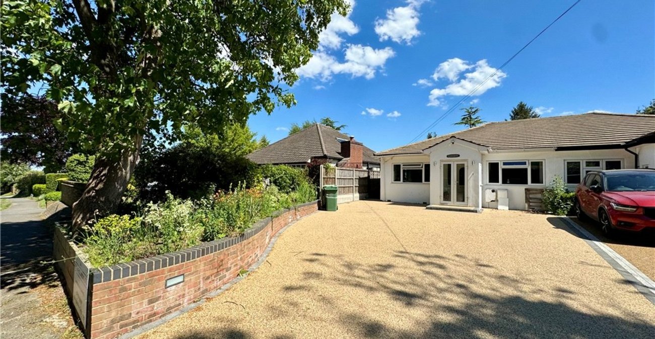 3 bedroom bungalow for sale in Orpington | Robinson Jackson