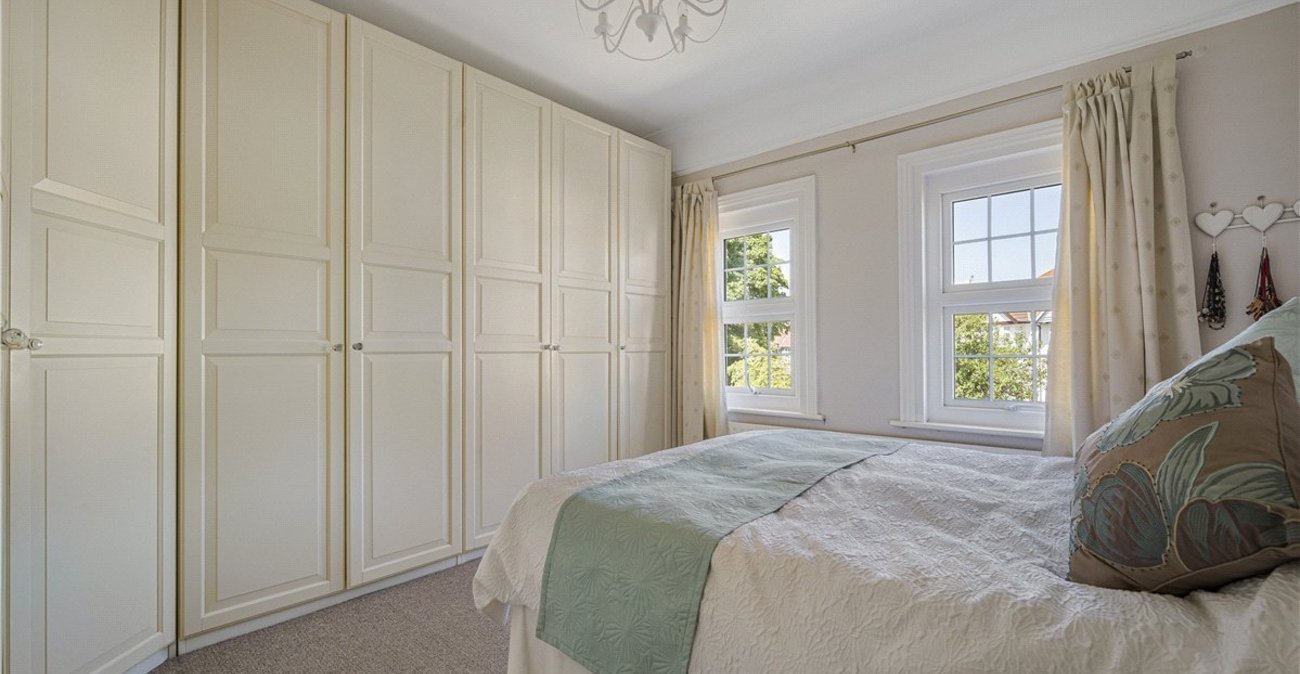 4 bedroom house for sale in Orpington | Robinson Jackson
