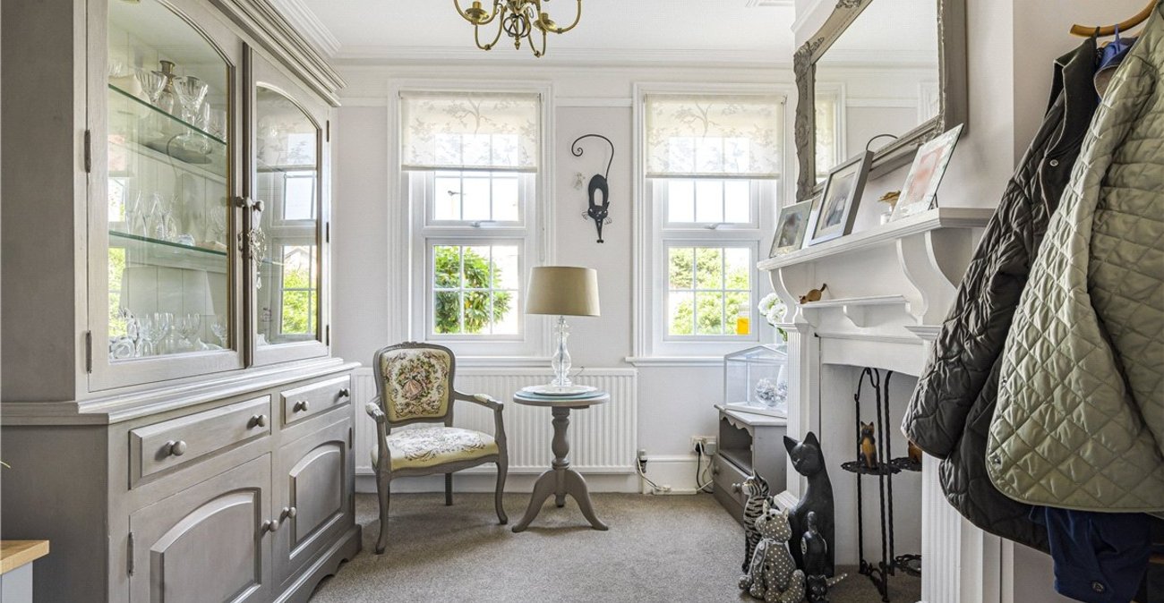 4 bedroom house for sale in Orpington | Robinson Jackson