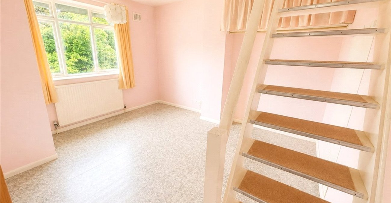 3 bedroom house for sale in Orpington | Robinson Jackson
