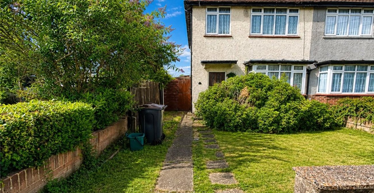 3 bedroom house for sale in Orpington | Robinson Jackson
