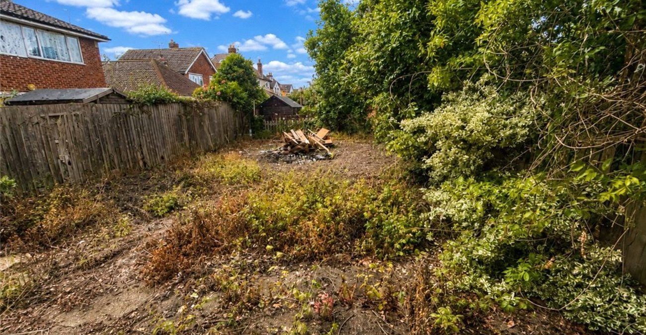 3 bedroom house for sale in Orpington | Robinson Jackson