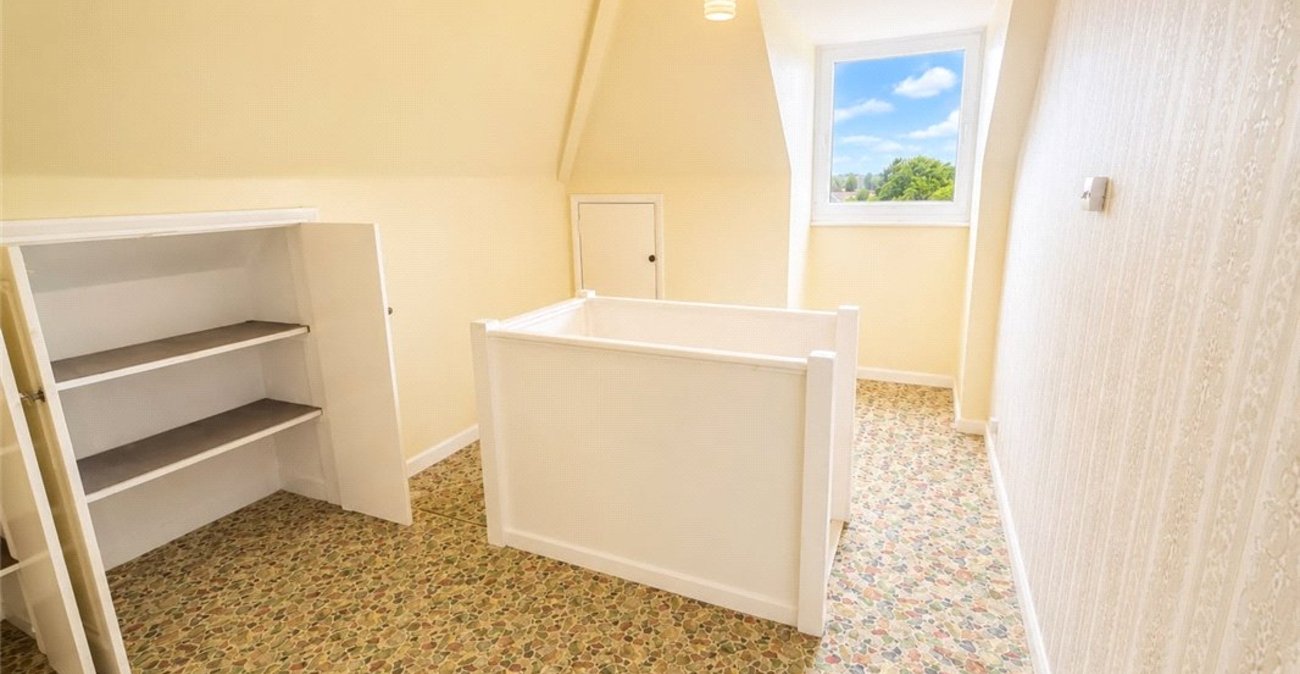 3 bedroom house for sale in Orpington | Robinson Jackson