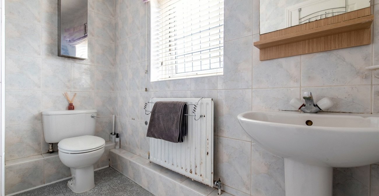 4 bedroom house for sale in Gravesend | Robinson Michael & Jackson