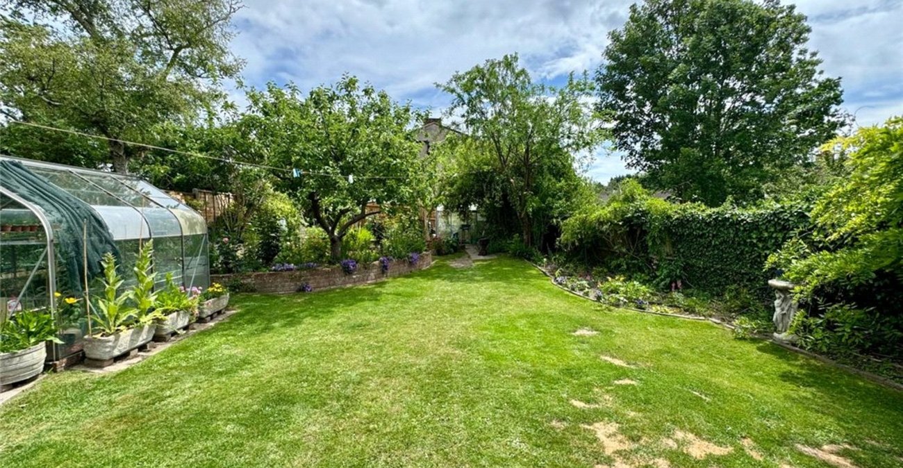 3 bedroom bungalow for sale in South Orpington | Robinson Jackson