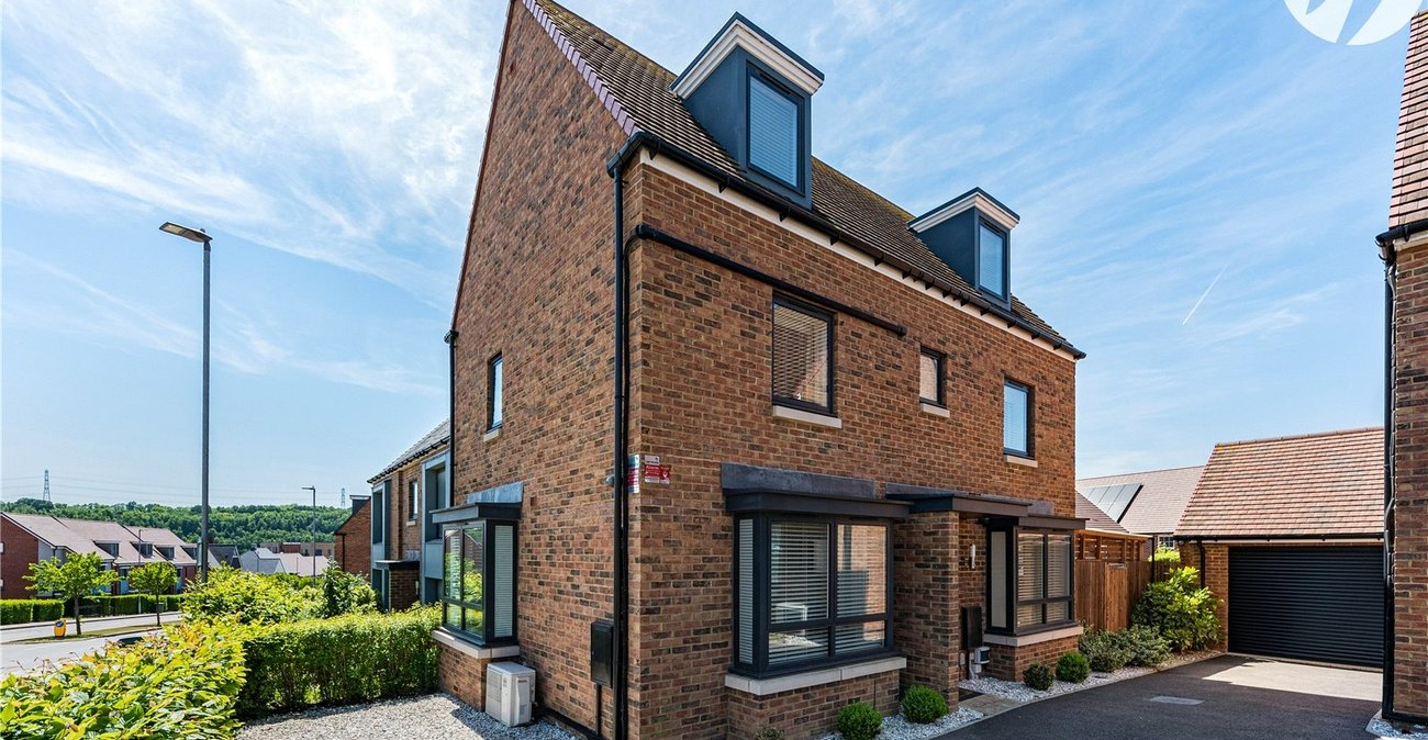 4 bedroom house for sale in Castle Hill | Robinson Jackson