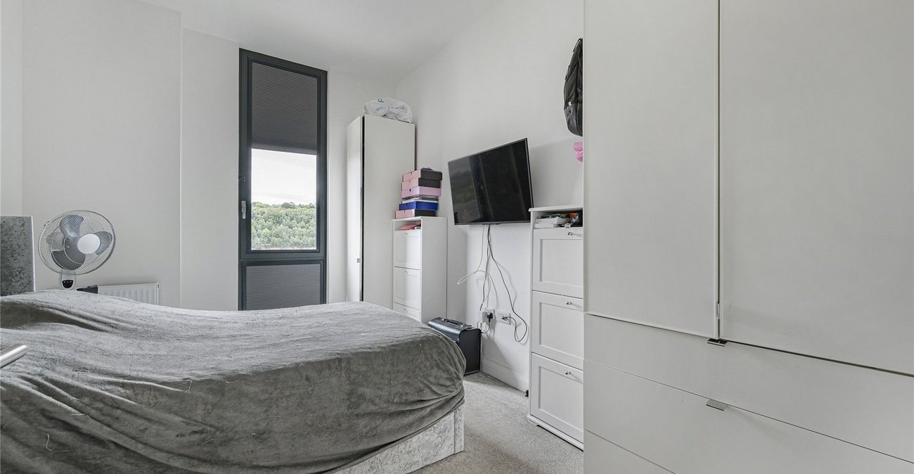 2 bedroom property for sale in Castle Hill | Robinson Jackson