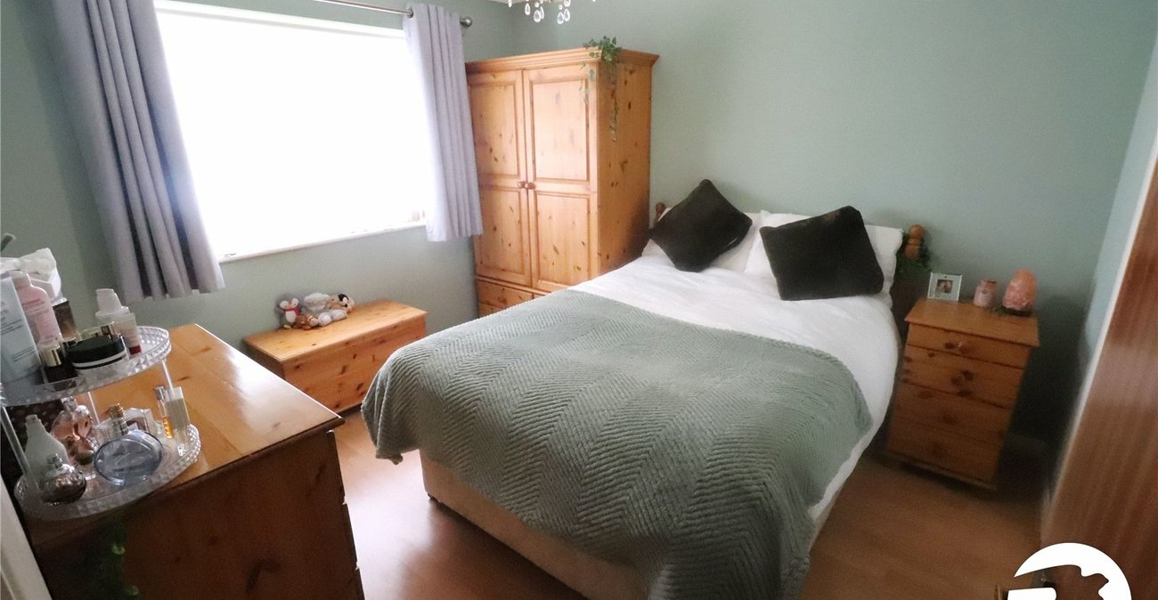 2 bedroom property for sale in Belvedere | Robinson Jackson