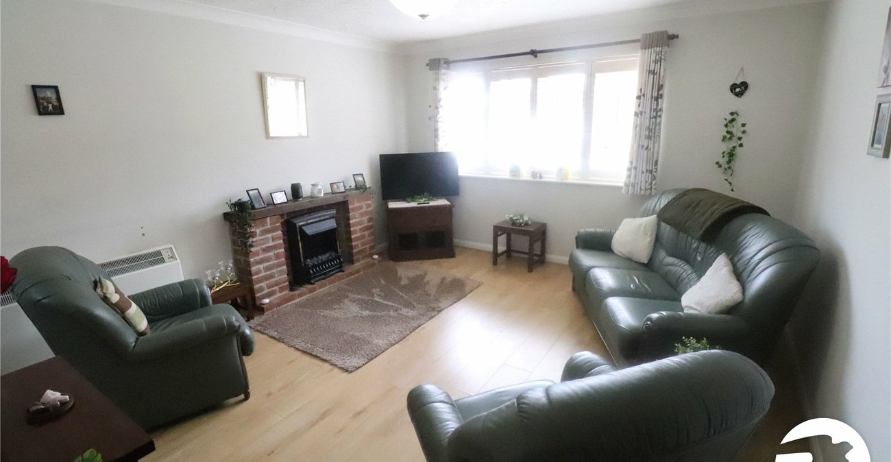 2 bedroom property for sale in Belvedere | Robinson Jackson