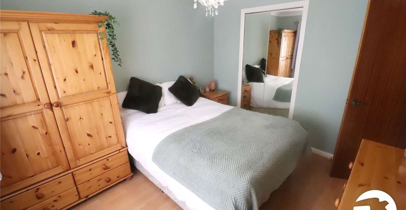 2 bedroom property for sale in Belvedere | Robinson Jackson