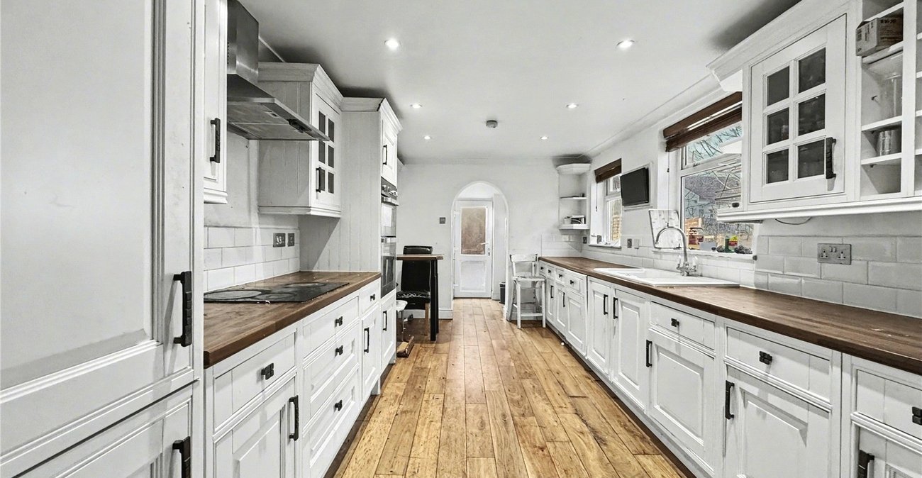 3 bedroom house for sale in Gillingham | Robinson Michael & Jackson