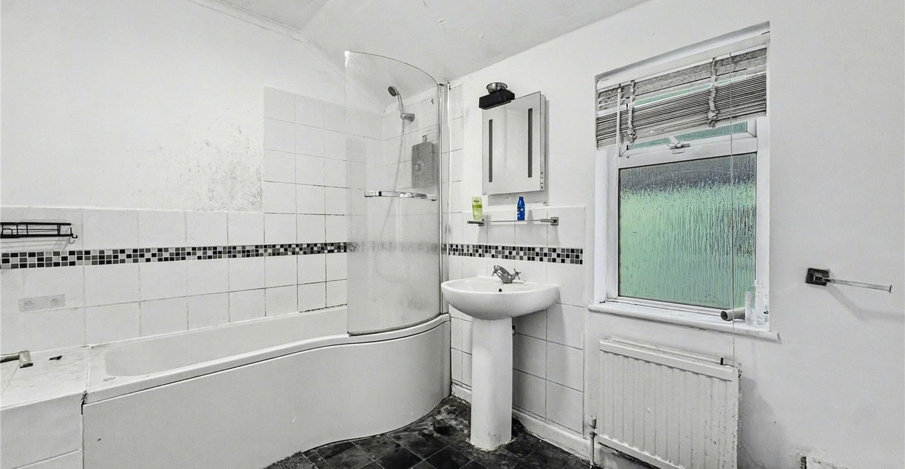 3 bedroom house for sale in Gillingham | Robinson Michael & Jackson