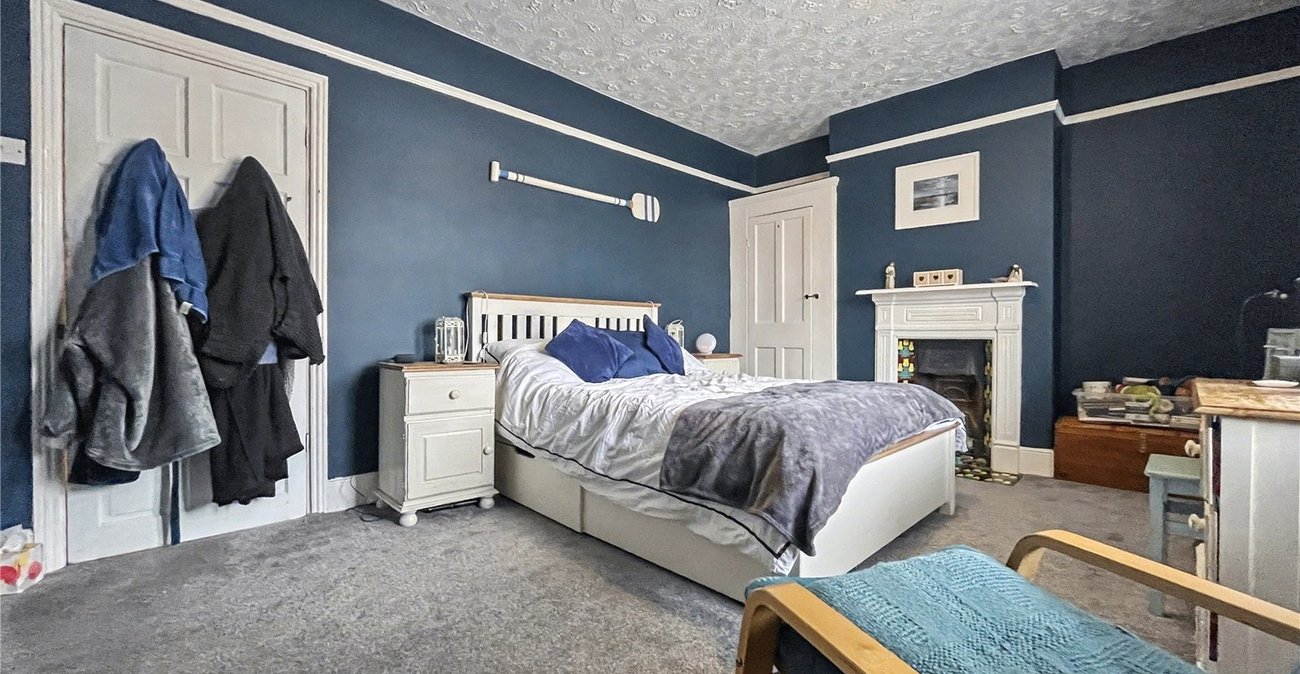 3 bedroom house for sale in Gillingham | Robinson Michael & Jackson