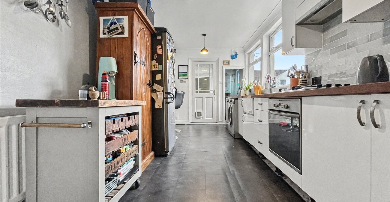 3 bedroom house for sale in Gillingham | Robinson Michael & Jackson