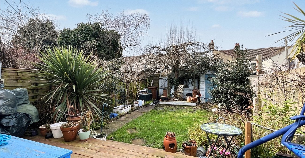 3 bedroom house for sale in Gillingham | Robinson Michael & Jackson