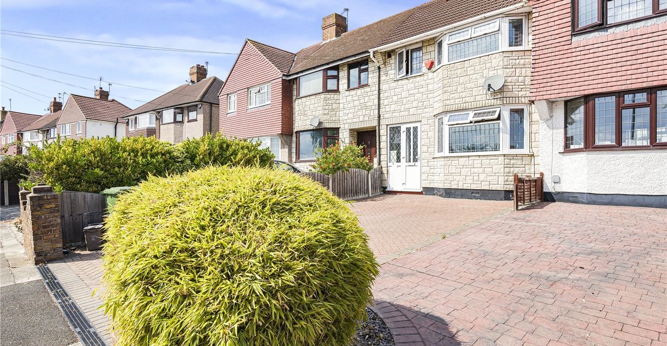 3 bedroom house for sale in Sidcup | Robinson Jackson