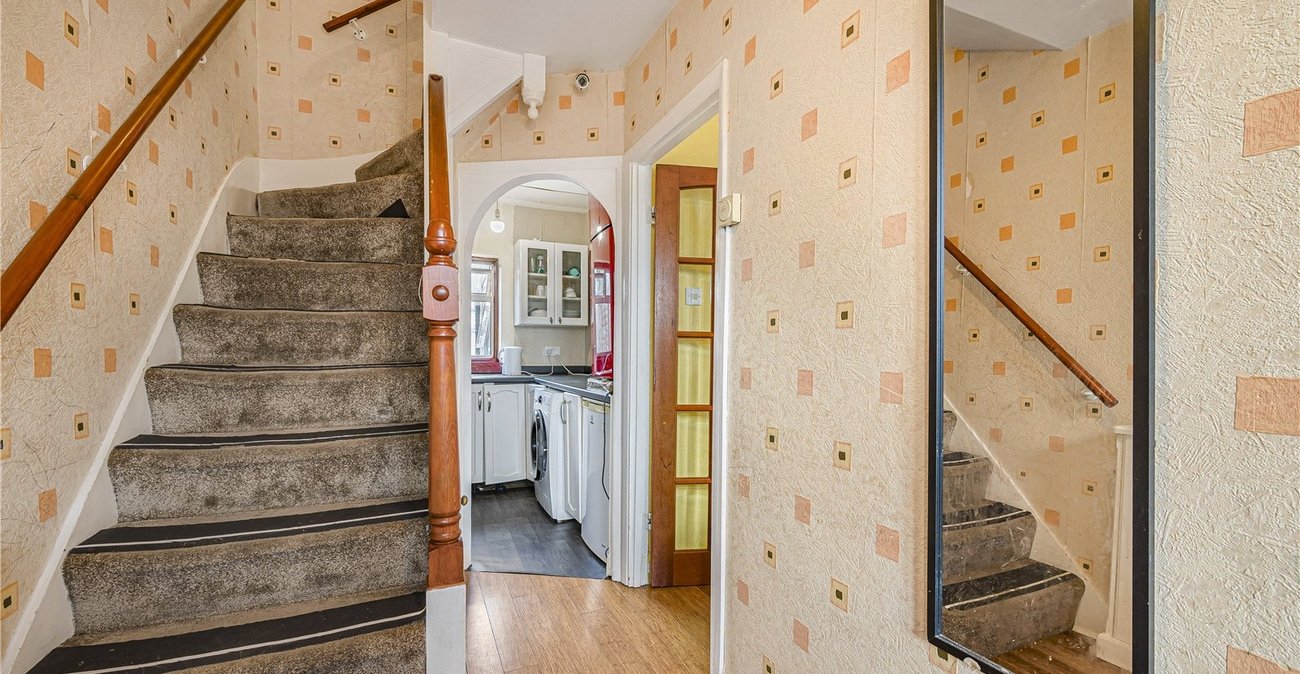 3 bedroom house for sale in Sidcup | Robinson Jackson