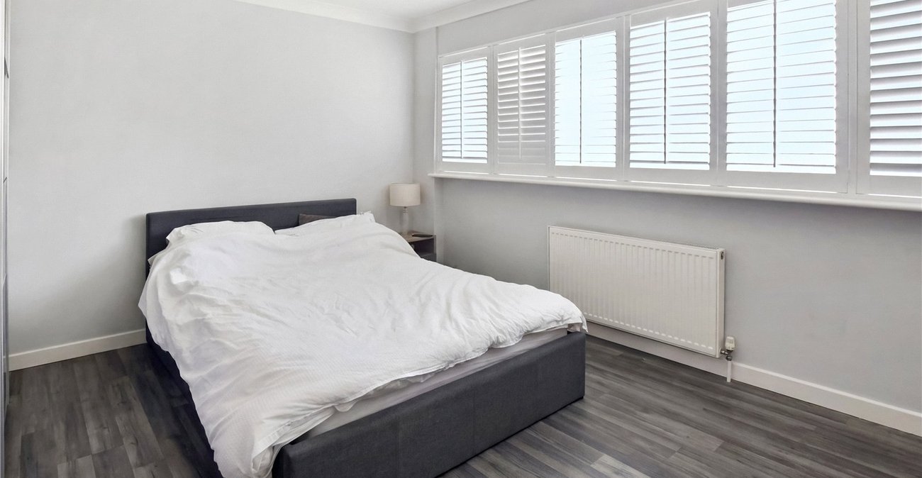 4 bedroom house for sale in Dartford | Robinson Jackson