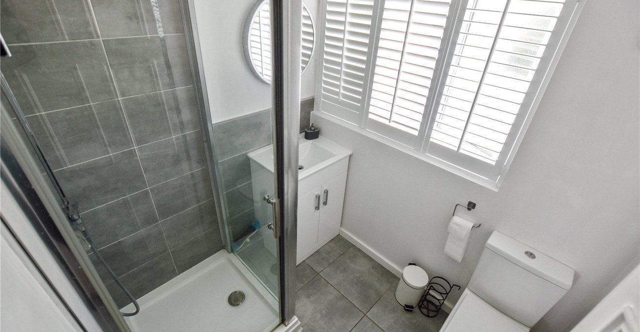 4 bedroom house for sale in Dartford | Robinson Jackson