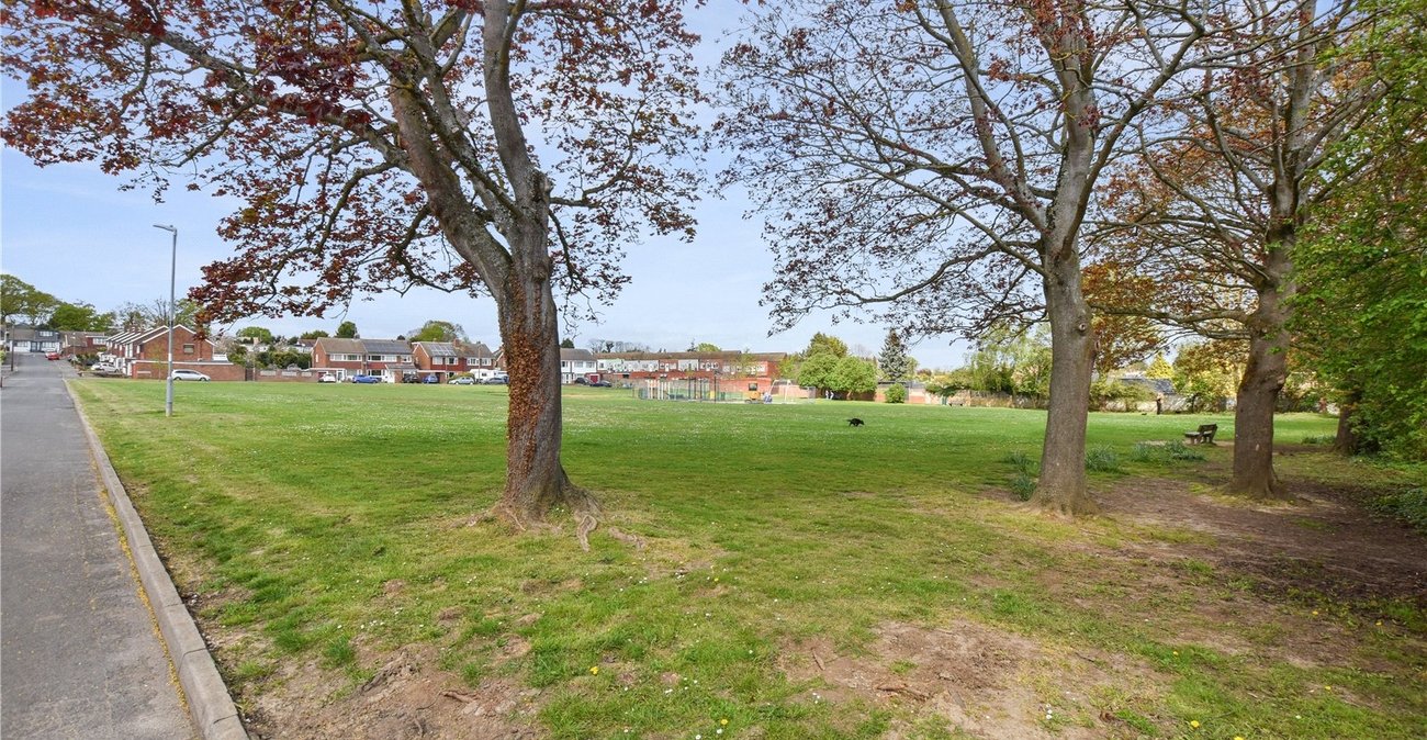 4 bedroom house for sale in Dartford | Robinson Jackson