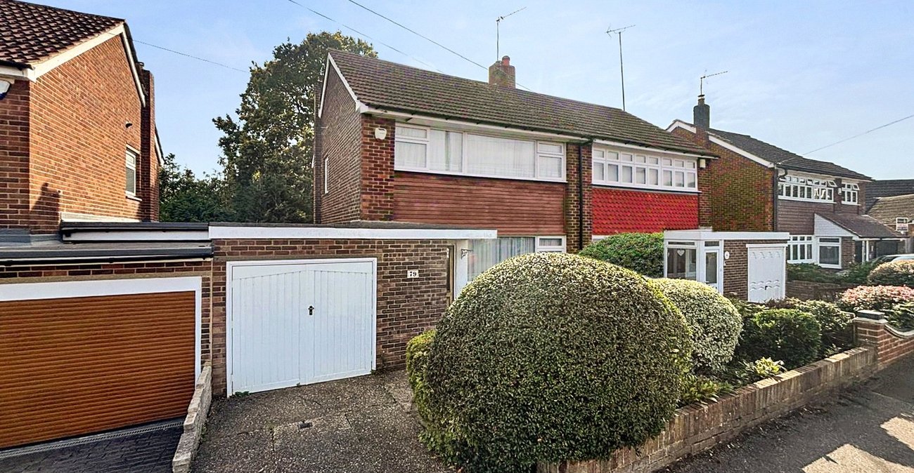 3 bedroom house to rent in Dartford | Robinson Jackson