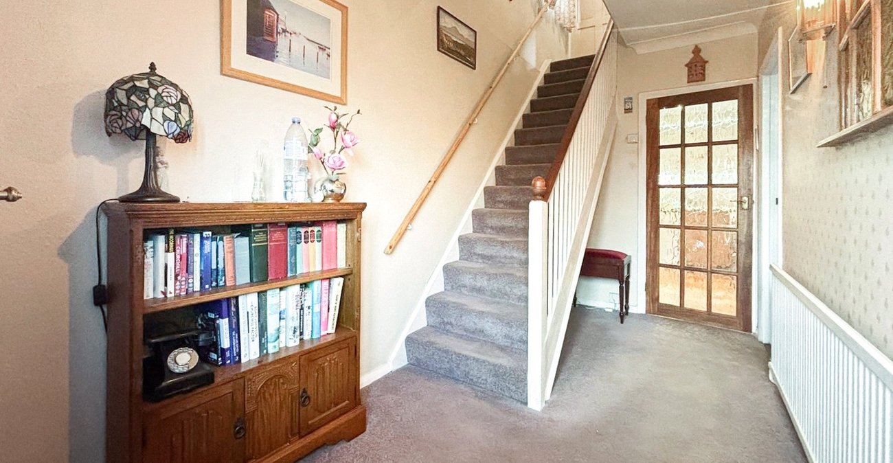 3 bedroom house to rent in Dartford | Robinson Jackson