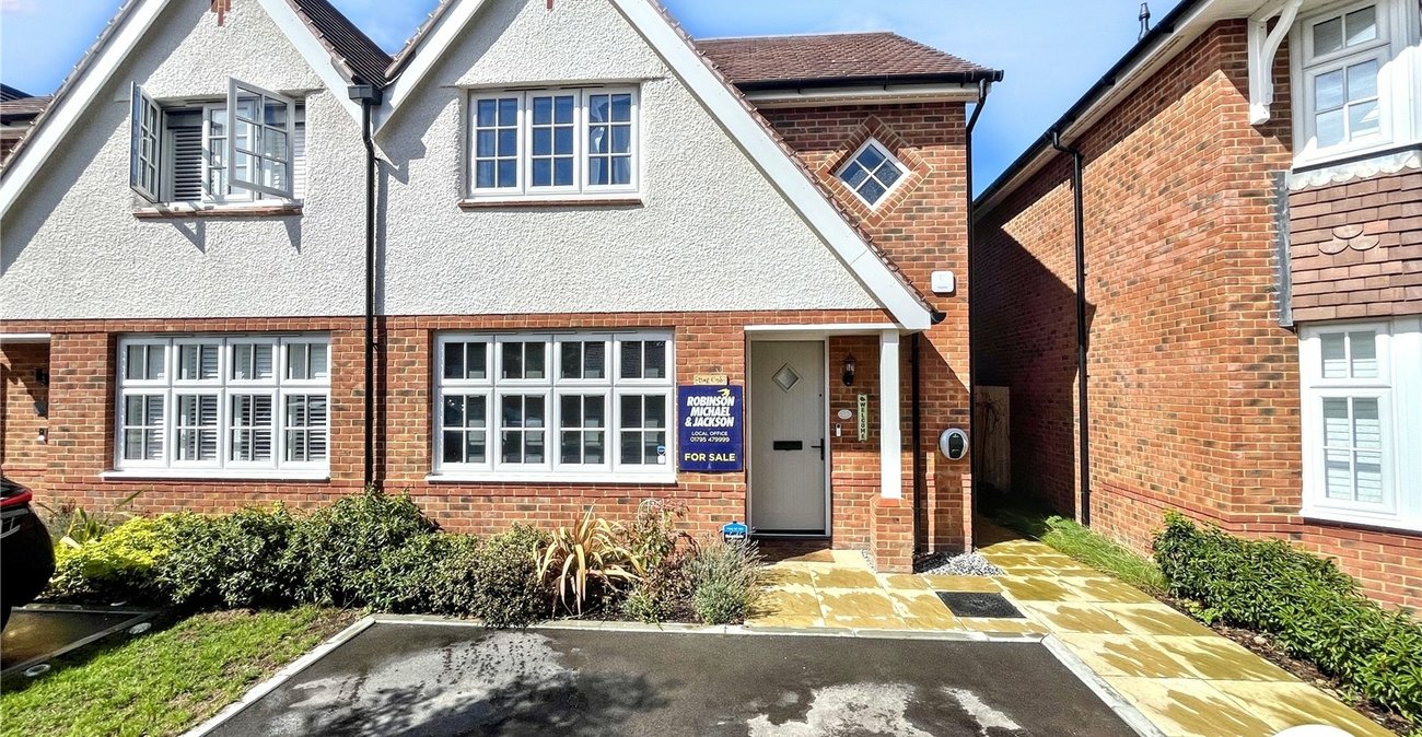 3 bedroom house for sale in Sittingbourne | Robinson Michael & Jackson