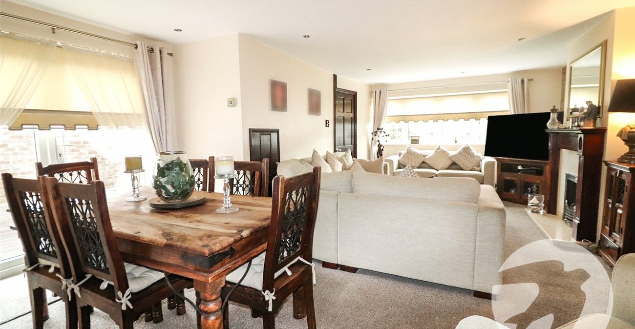 3 bedroom house for sale in Erith | Robinson Jackson