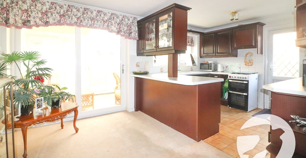 3 bedroom house for sale in Erith | Robinson Jackson