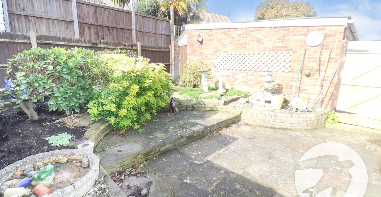 3 bedroom house for sale in Erith | Robinson Jackson