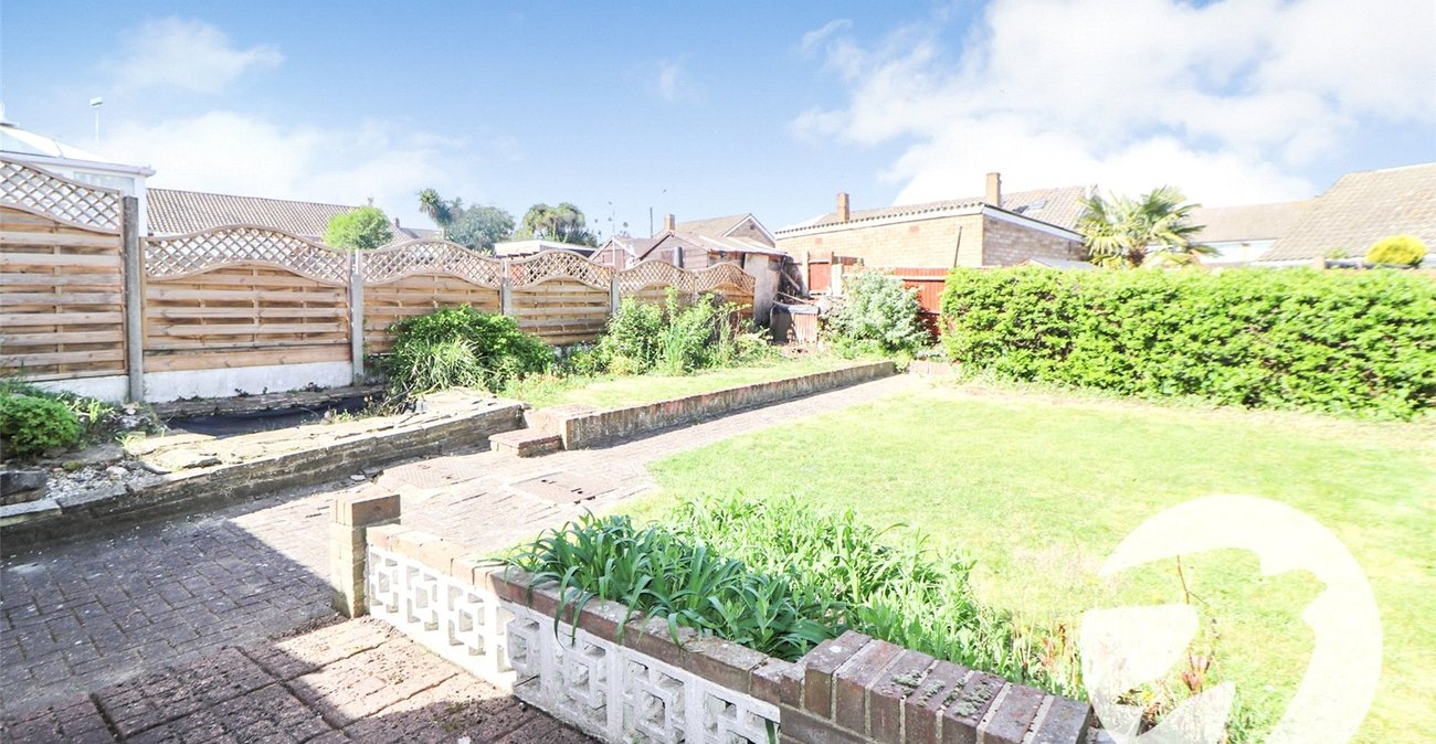 3 bedroom house for sale in Northumberland Heath | Robinson Jackson