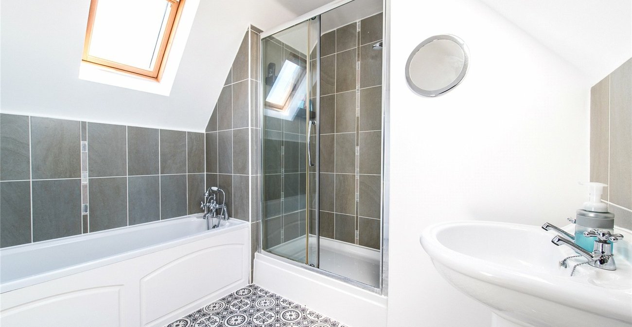 5 bedroom house for sale in Iwade | Robinson Michael & Jackson