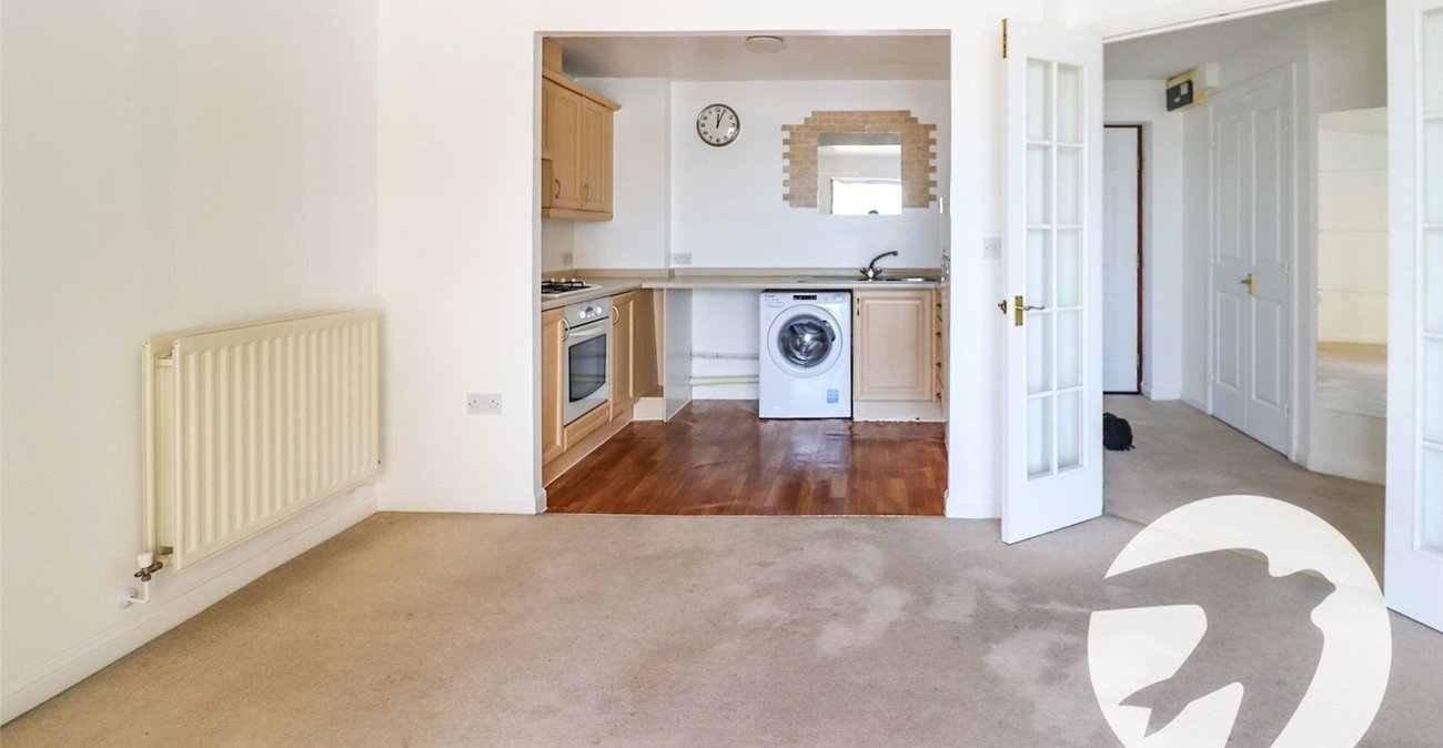 2 bedroom property for sale in Erith | Robinson Jackson
