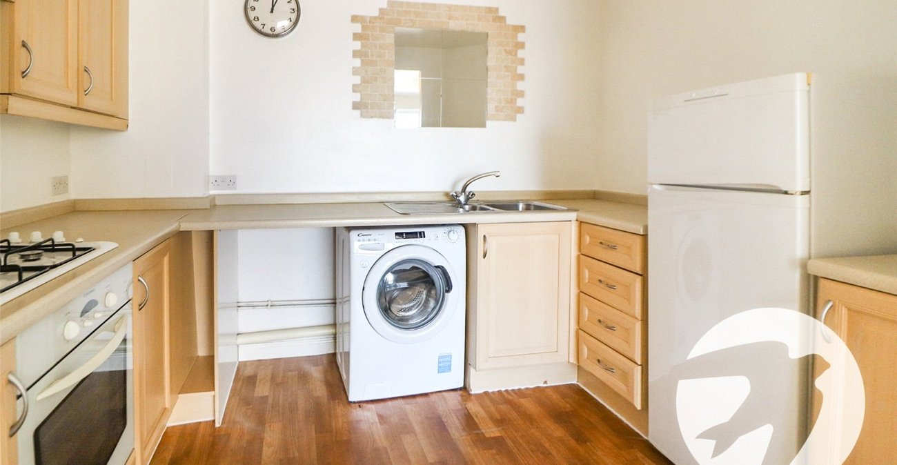2 bedroom property for sale in Erith | Robinson Jackson