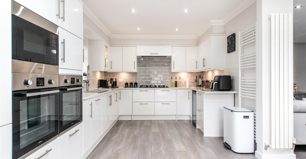 4 bedroom house for sale in Higham | Robinson Michael & Jackson