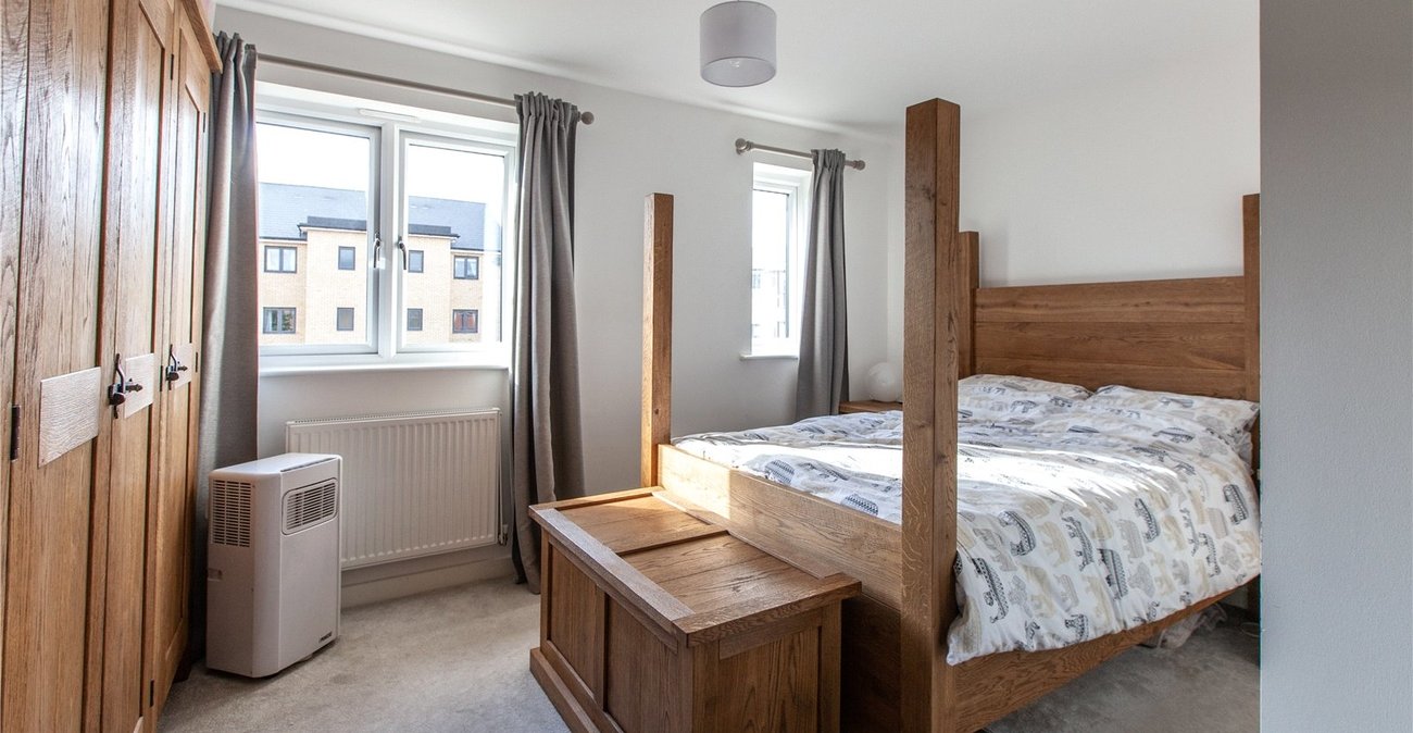 2 bedroom house for sale in Northfleet | Robinson Michael & Jackson