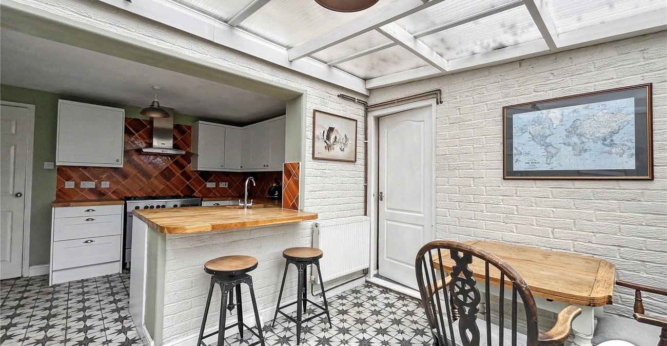 2 bedroom house for sale in Walderslade | Robinson Michael & Jackson