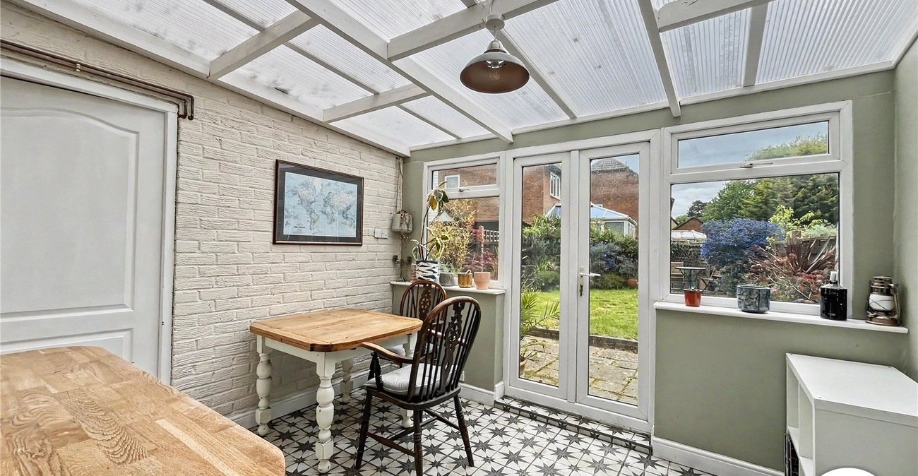 2 bedroom house for sale in Walderslade | Robinson Michael & Jackson